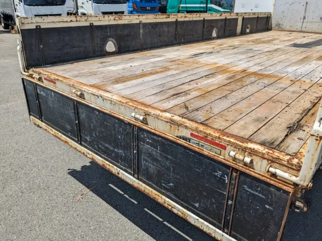 いすゞ フォワード 2PG-FRR90S1(2WD)の写真15