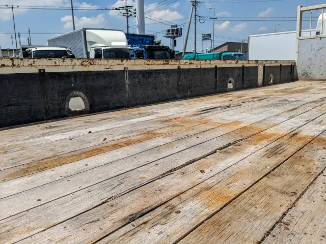 いすゞ フォワード 2PG-FRR90S1(2WD)の写真21