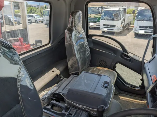 いすゞ フォワード 2PG-FRR90S1(2WD)の写真36