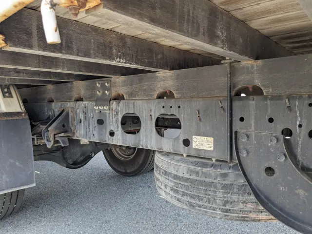 いすゞ フォワード 2PG-FRR90S1(2WD)の写真9