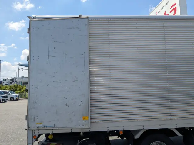 いすゞ フォワード 2PG-FRR90S2(2WD)の写真16