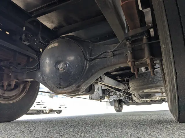 いすゞ フォワード 2PG-FRR90S2(2WD)の写真17