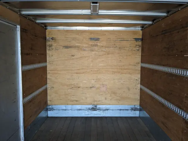 いすゞ フォワード 2PG-FRR90S2(2WD)の写真23