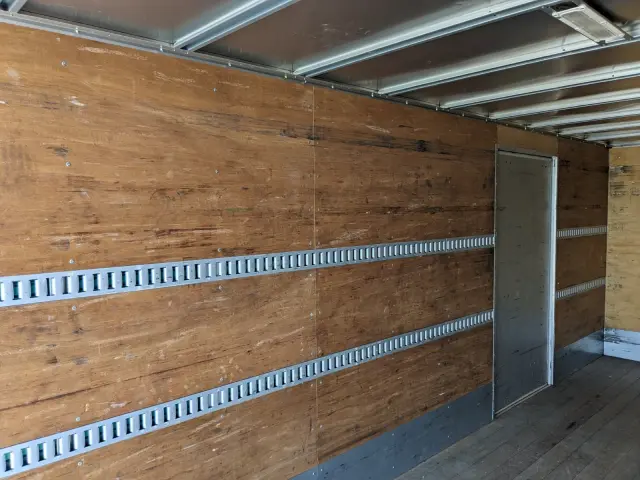 いすゞ フォワード 2PG-FRR90S2(2WD)の写真31