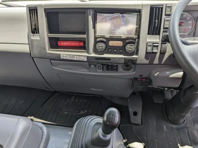 いすゞ フォワード 2PG-FRR90S2(2WD)の写真35