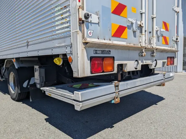 いすゞ フォワード 2PG-FRR90S2(2WD)の写真6