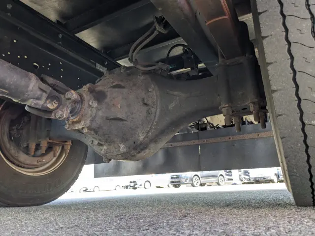 いすゞ フォワード 2PG-FRR90S2(2WD)の写真12