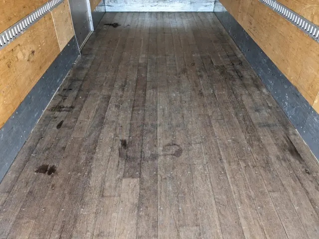 いすゞ フォワード 2PG-FRR90S2(2WD)の写真22