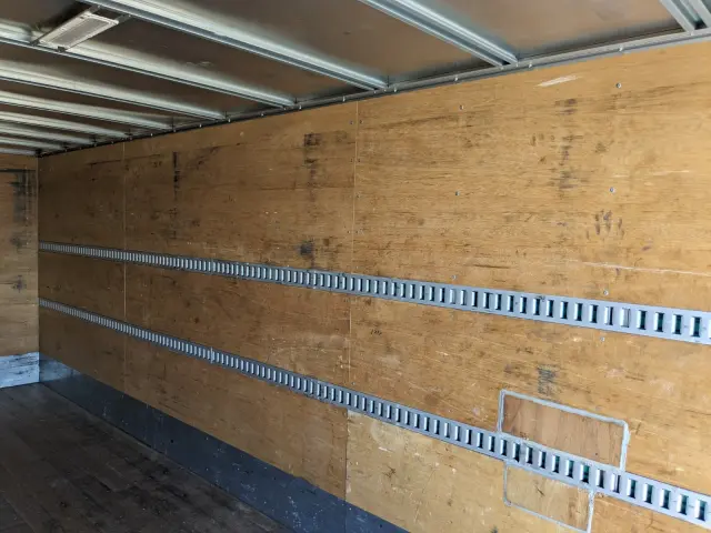 いすゞ フォワード 2PG-FRR90S2(2WD)の写真30