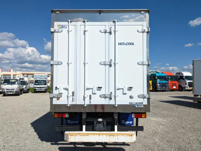 三菱 キャンター TPG-FEB80(2WD)の写真11