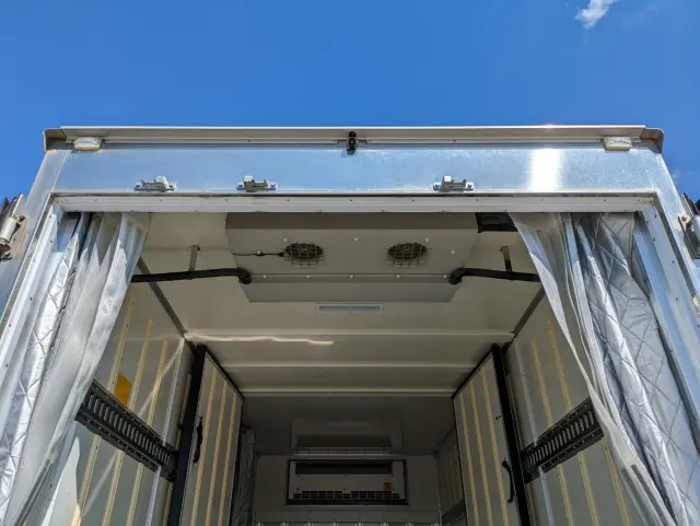 三菱 キャンター TPG-FEB80(2WD)の写真13