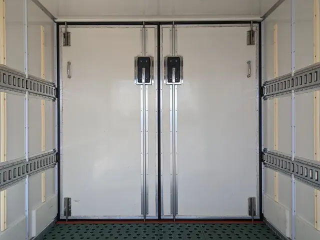 三菱 キャンター TPG-FEB80(2WD)の写真19