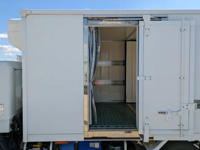 三菱 キャンター TPG-FEB80(2WD)の写真30