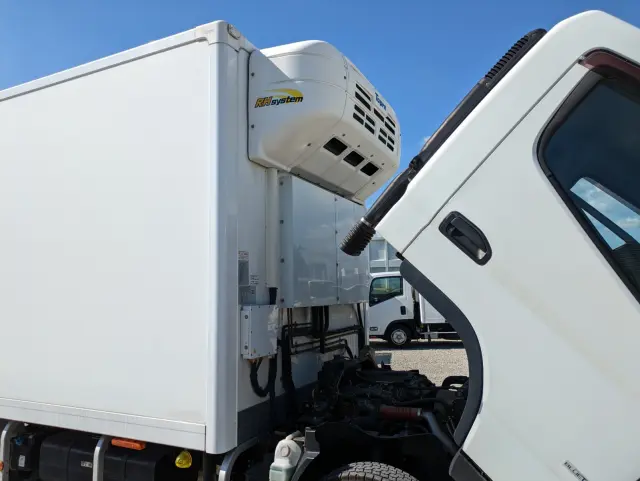 三菱 キャンター TPG-FEB80(2WD)の写真47