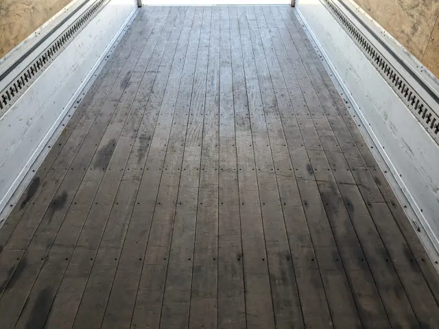 三菱 ファイター 2KG-FK61F(2WD)の写真19