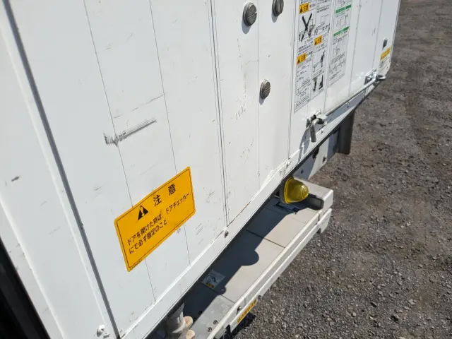 三菱 ファイター 2KG-FK61F(2WD)の写真23