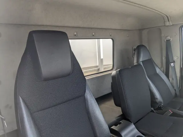 三菱 ファイター 2KG-FK61F(2WD)の写真42