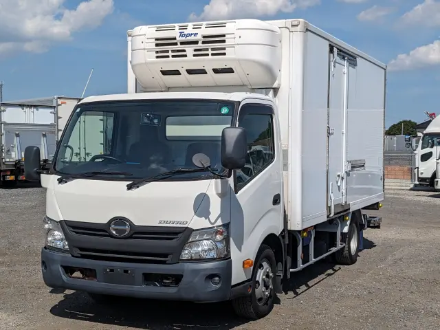 日野 デュトロ TPG-XZU712M(2WD)の写真1