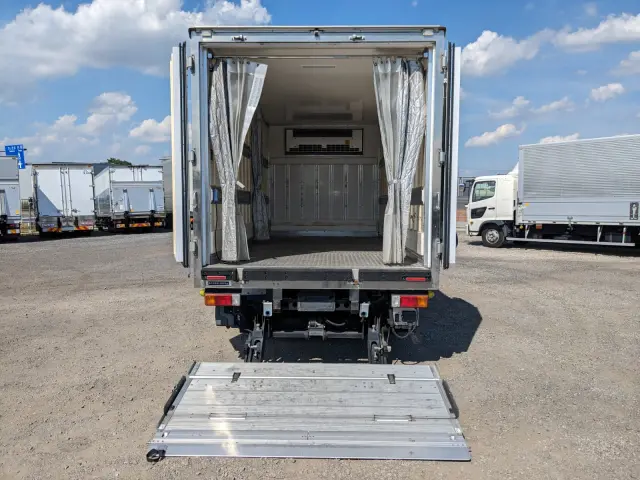 日野 デュトロ TPG-XZU712M(2WD)の写真9