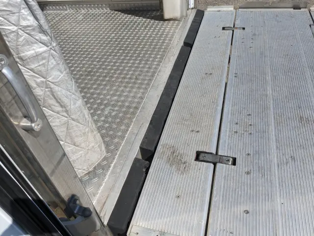 日野 デュトロ TPG-XZU712M(2WD)の写真11