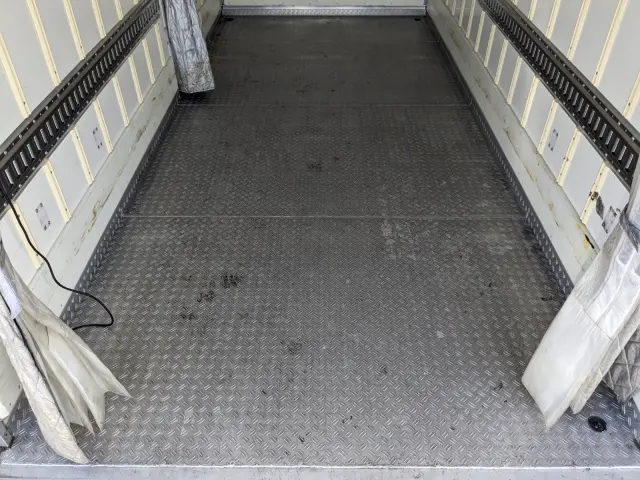 日野 デュトロ TPG-XZU712M(2WD)の写真13