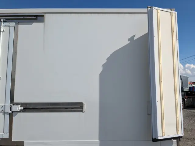 日野 デュトロ TPG-XZU712M(2WD)の写真20