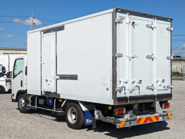 いすゞ エルフ TPG-NPR85AN(2WD)の写真4