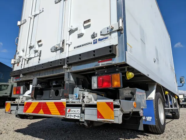 いすゞ エルフ TPG-NPR85AN(2WD)の写真9