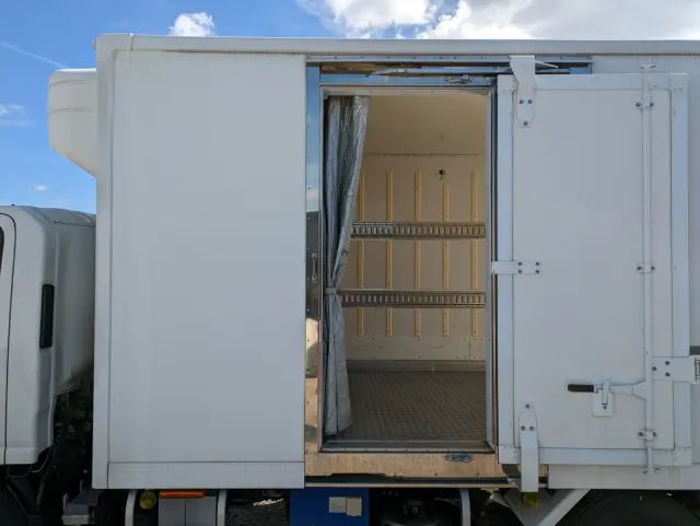 いすゞ エルフ TPG-NPR85AN(2WD)の写真29