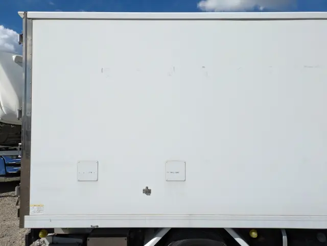 いすゞ エルフ TPG-NPR85AN(2WD)の写真33