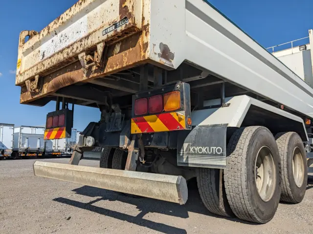 日野 プロフィア QPG-FS1AKDA(6x4)の写真7