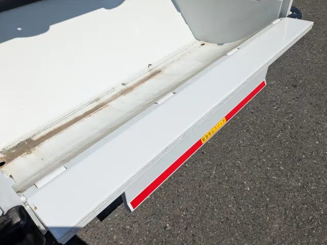 三菱 キャンター 2RG-FEAV0(2WD)の写真10