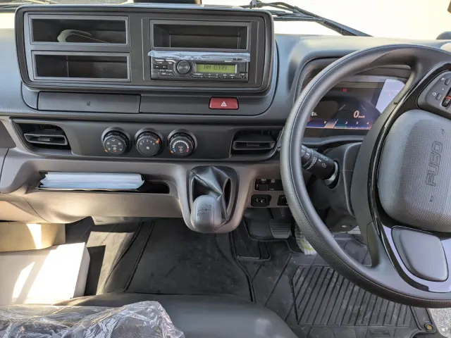 三菱 キャンター 2RG-FEAV0(2WD)の写真37