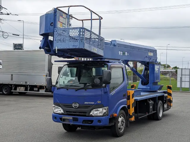日野 デュトロ TKG-XZU650F(2WD)の写真1