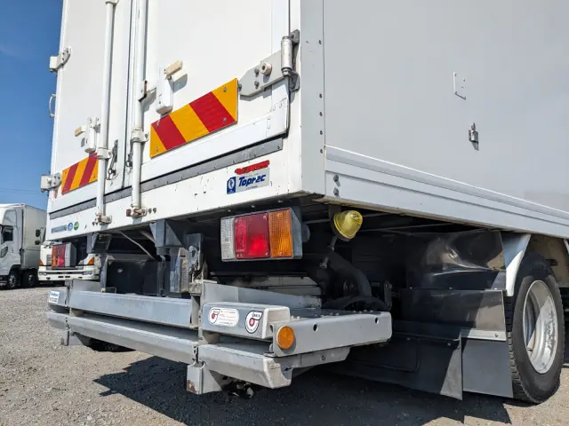 いすゞ エルフ TPG-NPR85AN(2WD)の写真7