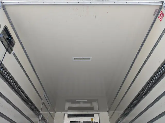 いすゞ エルフ TPG-NPR85AN(2WD)の写真17