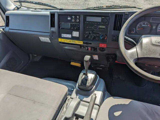 いすゞ エルフ TPG-NPR85AN(2WD)の写真40