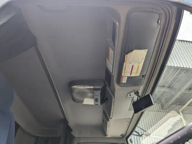 いすゞ ギガ QKG-CYJ77A(8x4)の写真34