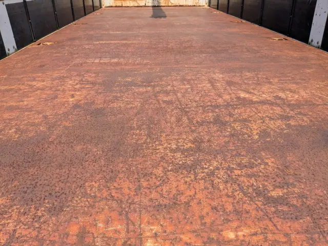 いすゞ フォワード TKG-FRR90T2(2WD)の写真13