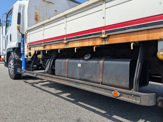 いすゞ フォワード TKG-FRR90T2(2WD)の写真21