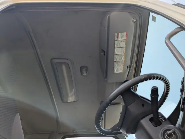 いすゞ フォワード TKG-FRR90T2(2WD)の写真40