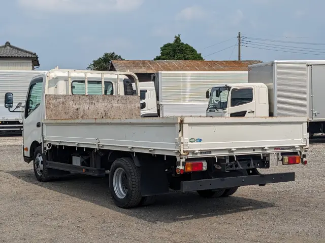 日野 デュトロ 2RG-XZU712M(2WD)の写真3