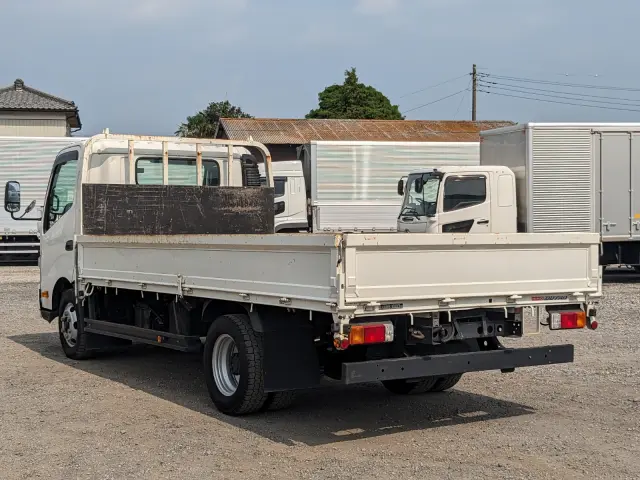 日野 デュトロ 2RG-XZU712M(2WD)の写真3