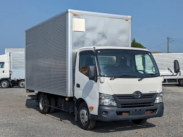 日野 デュトロ TPG-XZU710M(2WD)の写真2