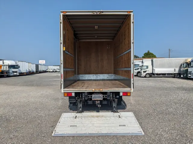 日野 デュトロ TPG-XZU710M(2WD)の写真9