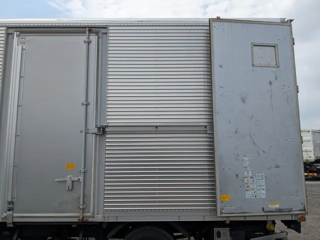 いすゞ エルフ TPG-NPR85AN(2WD)の写真29
