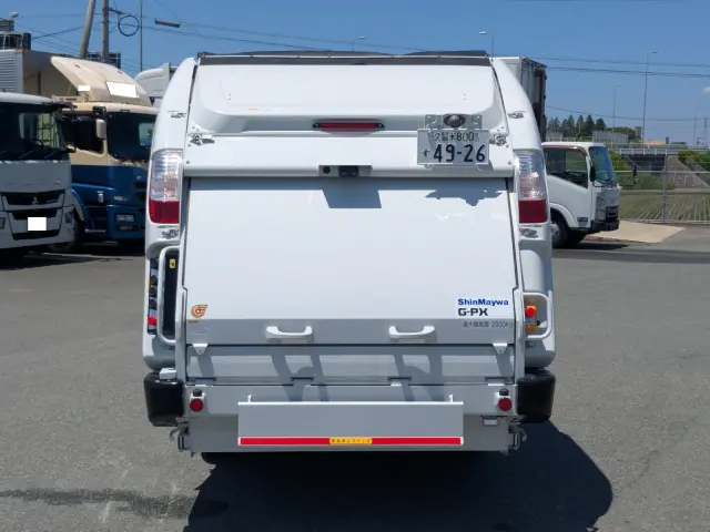 三菱 キャンター 2RG-FEAV0(2WD)の写真7