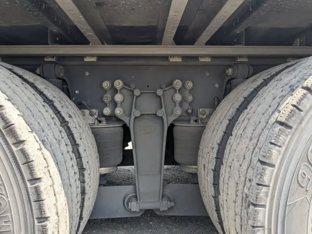 いすゞ ギガ 2PG-CYJ77D(8x4)の写真29