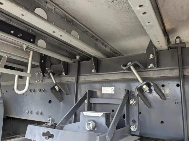 三菱 ファイター 2DG-FQ62F(6x4)の写真28