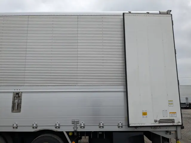 UD クオン 2PG-CG5CA(8x4)の写真18